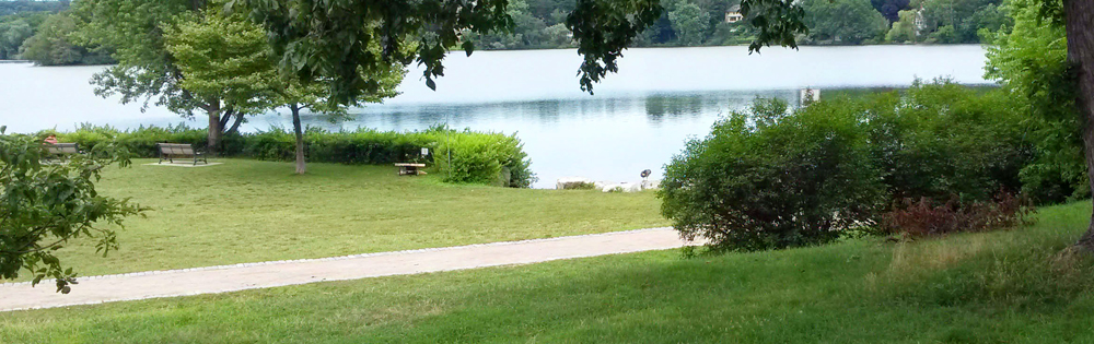 slide photo 1 - view of pond